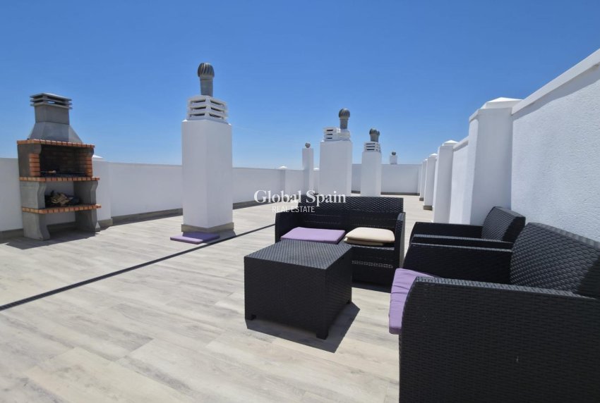 Venta - APARTAMENTO -
TORREVIEJA - Torrevieja