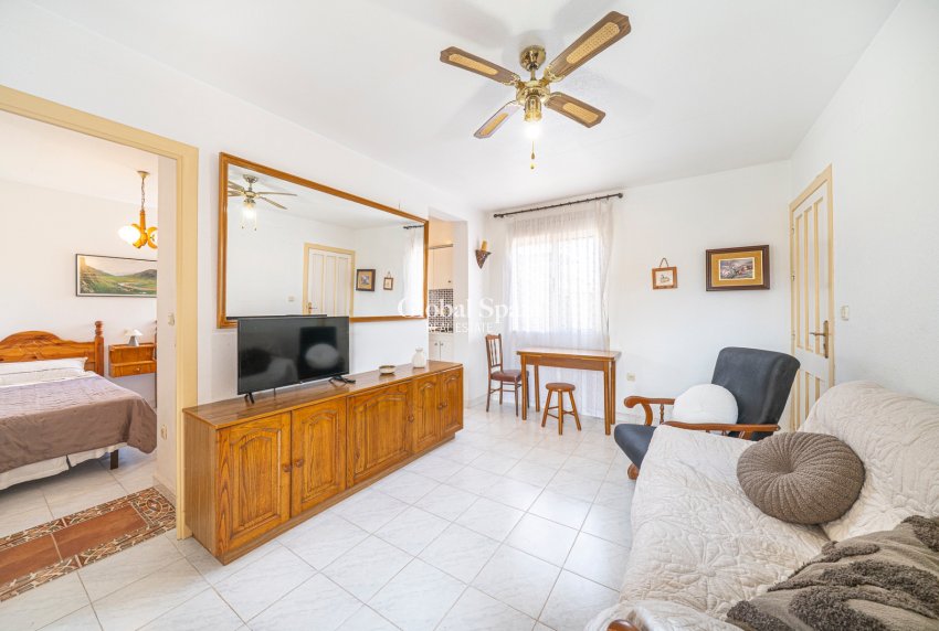 Venta - APARTAMENTO -
TORREVIEJA - Torrevieja