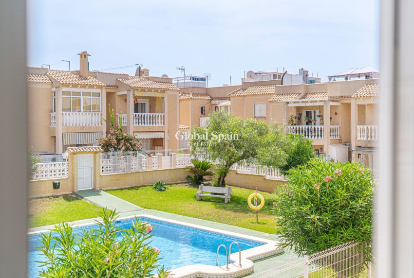 Venta - APARTAMENTO -
TORREVIEJA - Torrevieja
