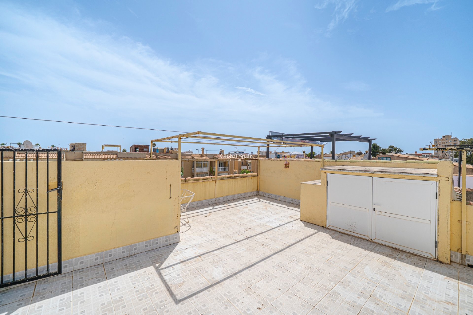 Venta - APARTAMENTO -
TORREVIEJA - Torrevieja