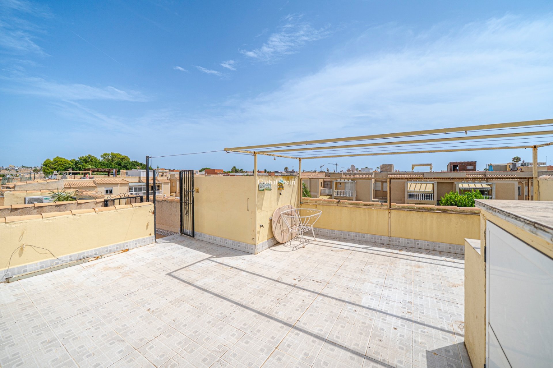 Venta - APARTAMENTO -
TORREVIEJA - Torrevieja