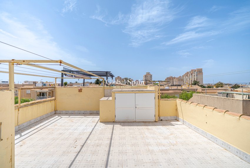 Venta - APARTAMENTO -
TORREVIEJA - Torrevieja
