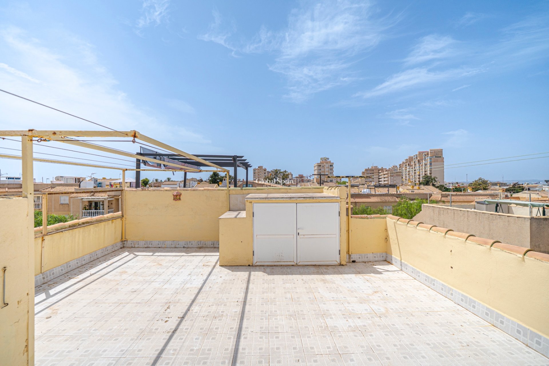 Venta - APARTAMENTO -
TORREVIEJA - Torrevieja