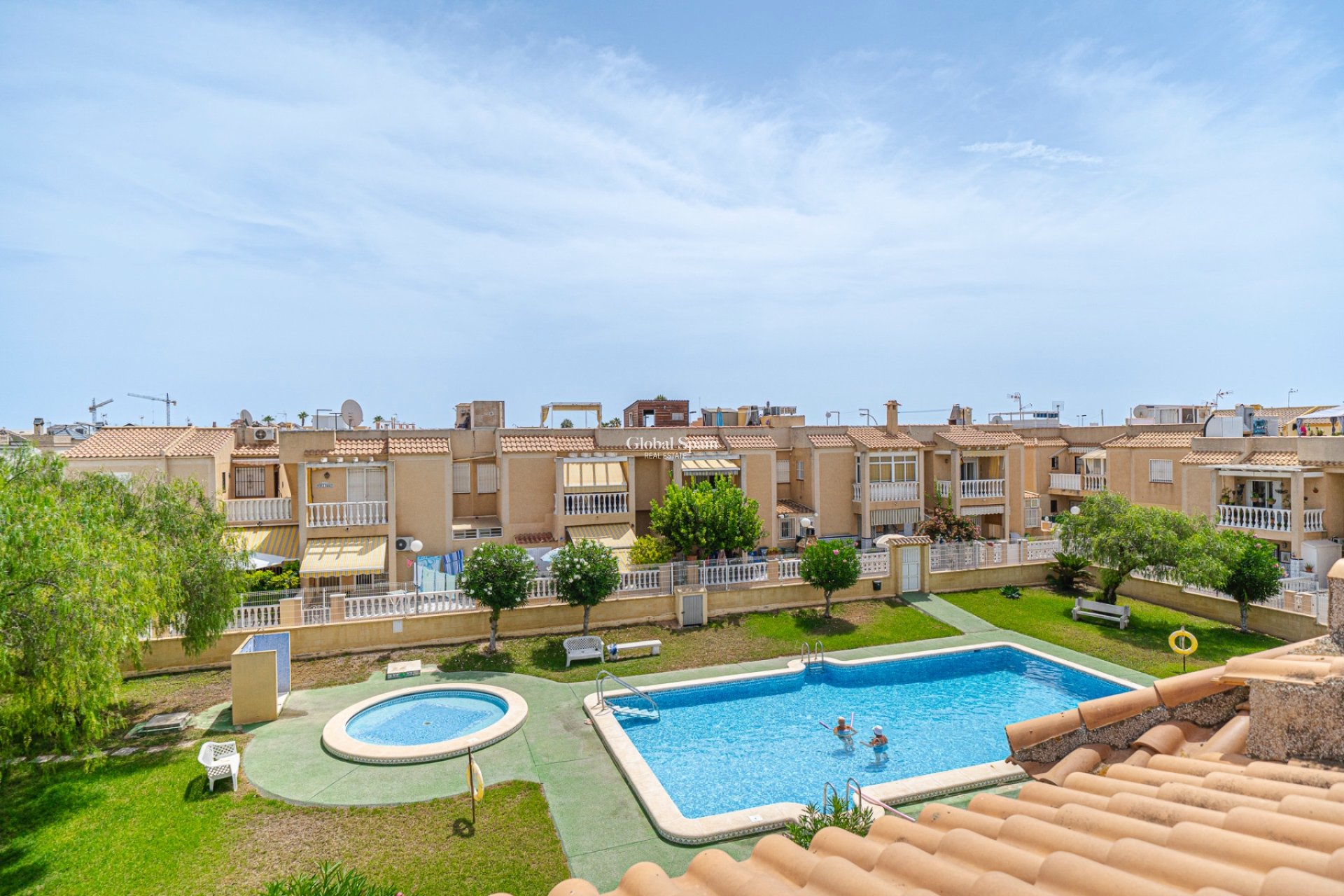 Venta - APARTAMENTO -
TORREVIEJA - Torrevieja