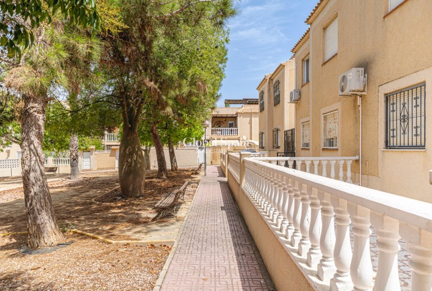 Venta - APARTAMENTO -
TORREVIEJA - Torrevieja