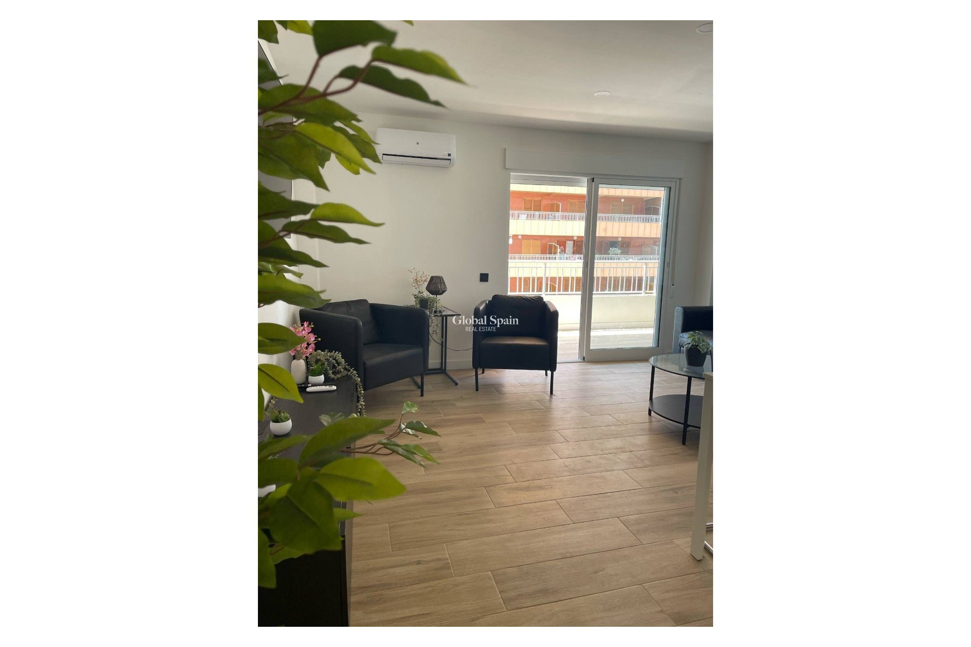 Venta - APARTAMENTO -
TORREVIEJA - Torrevieja