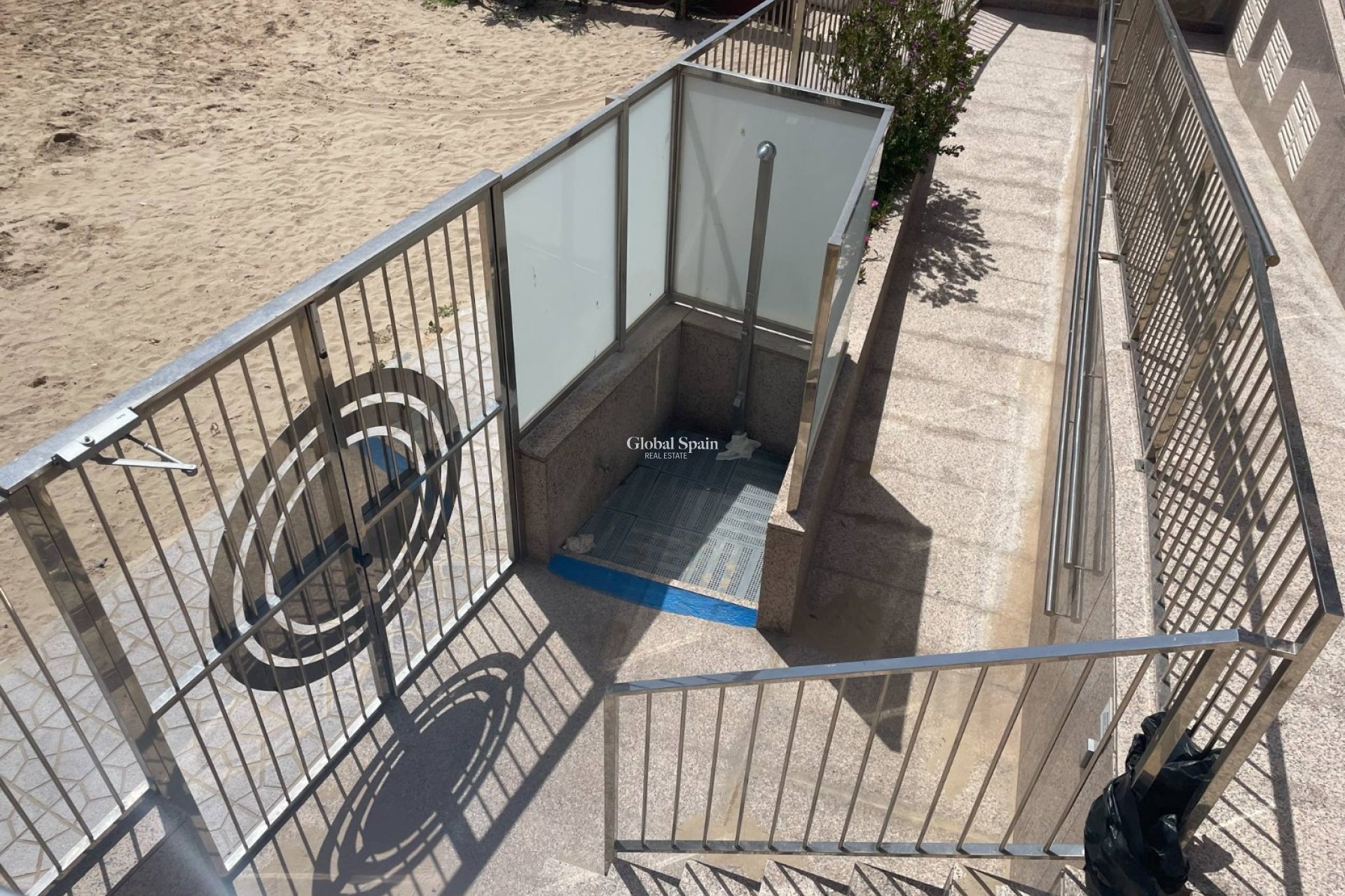 Venta - APARTAMENTO -
TORREVIEJA - Torrevieja