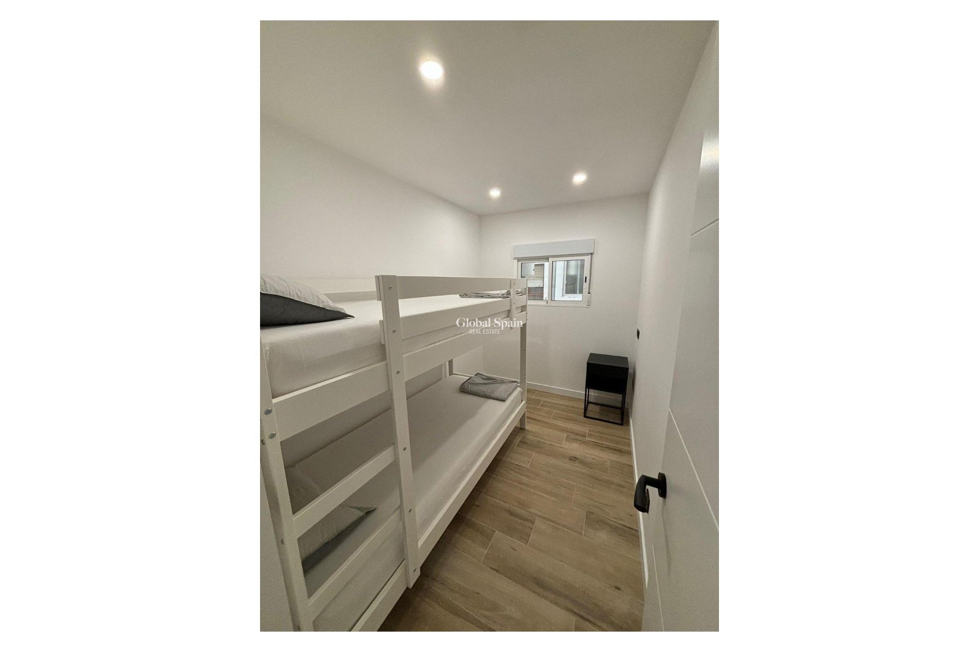Venta - APARTAMENTO -
TORREVIEJA - Torrevieja