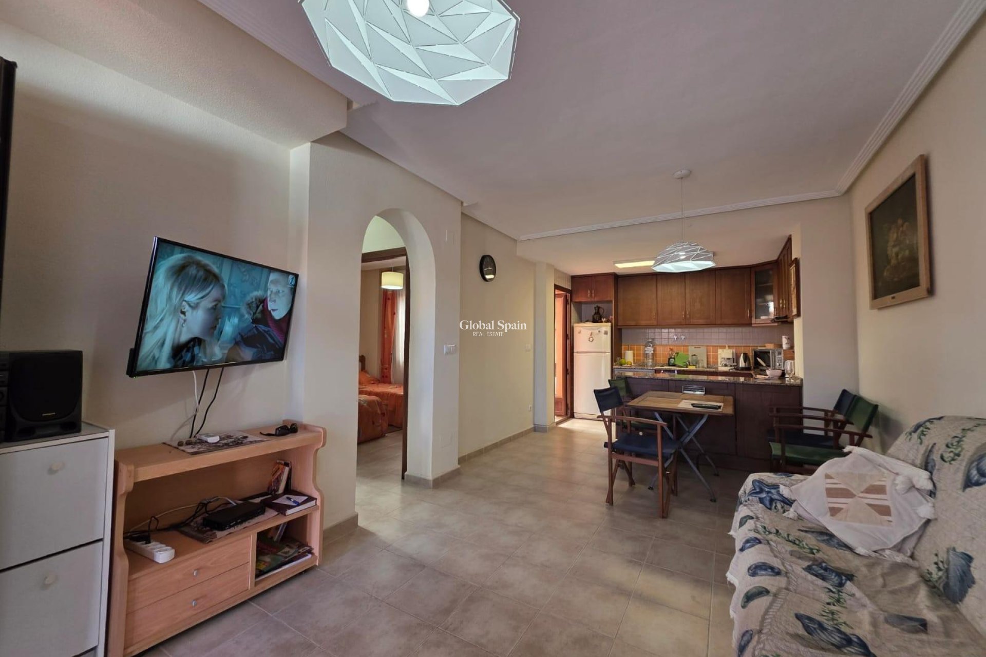 Venta - APARTAMENTO -
TORREVIEJA - Zona Los Frutales