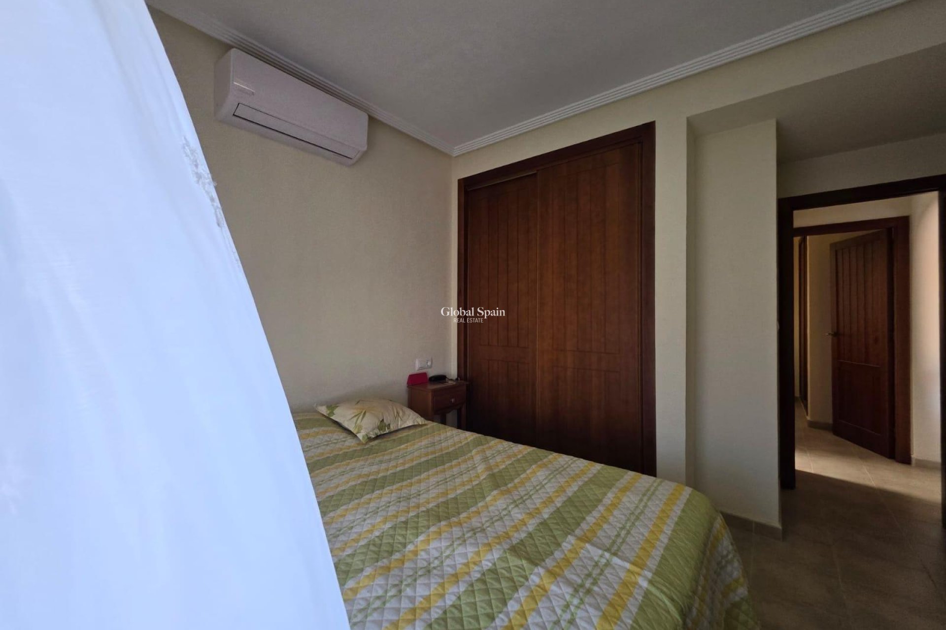 Venta - APARTAMENTO -
TORREVIEJA - Zona Los Frutales