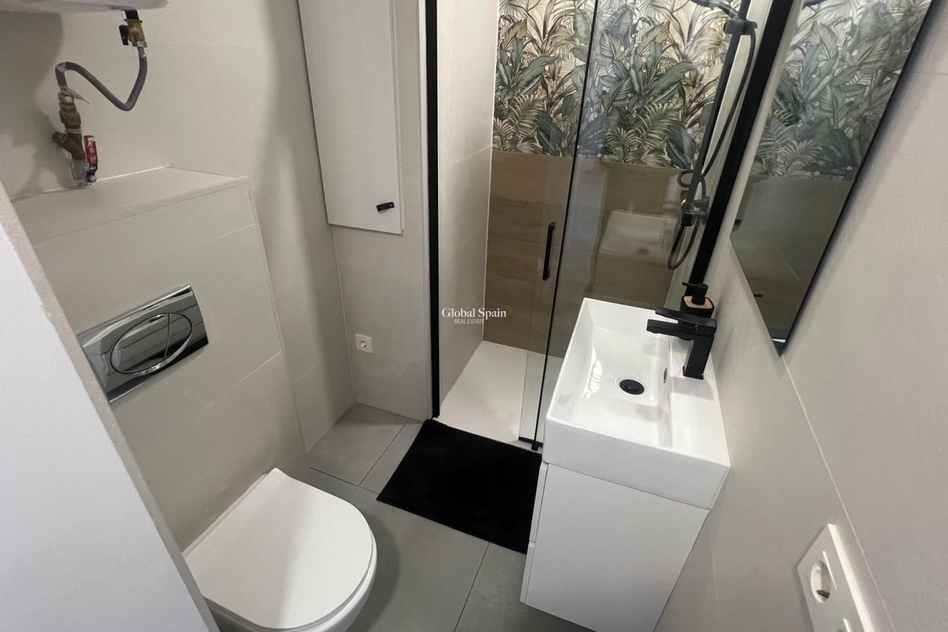 Venta - APARTAMENTO -
TORREVIEJA - Zona Los Frutales