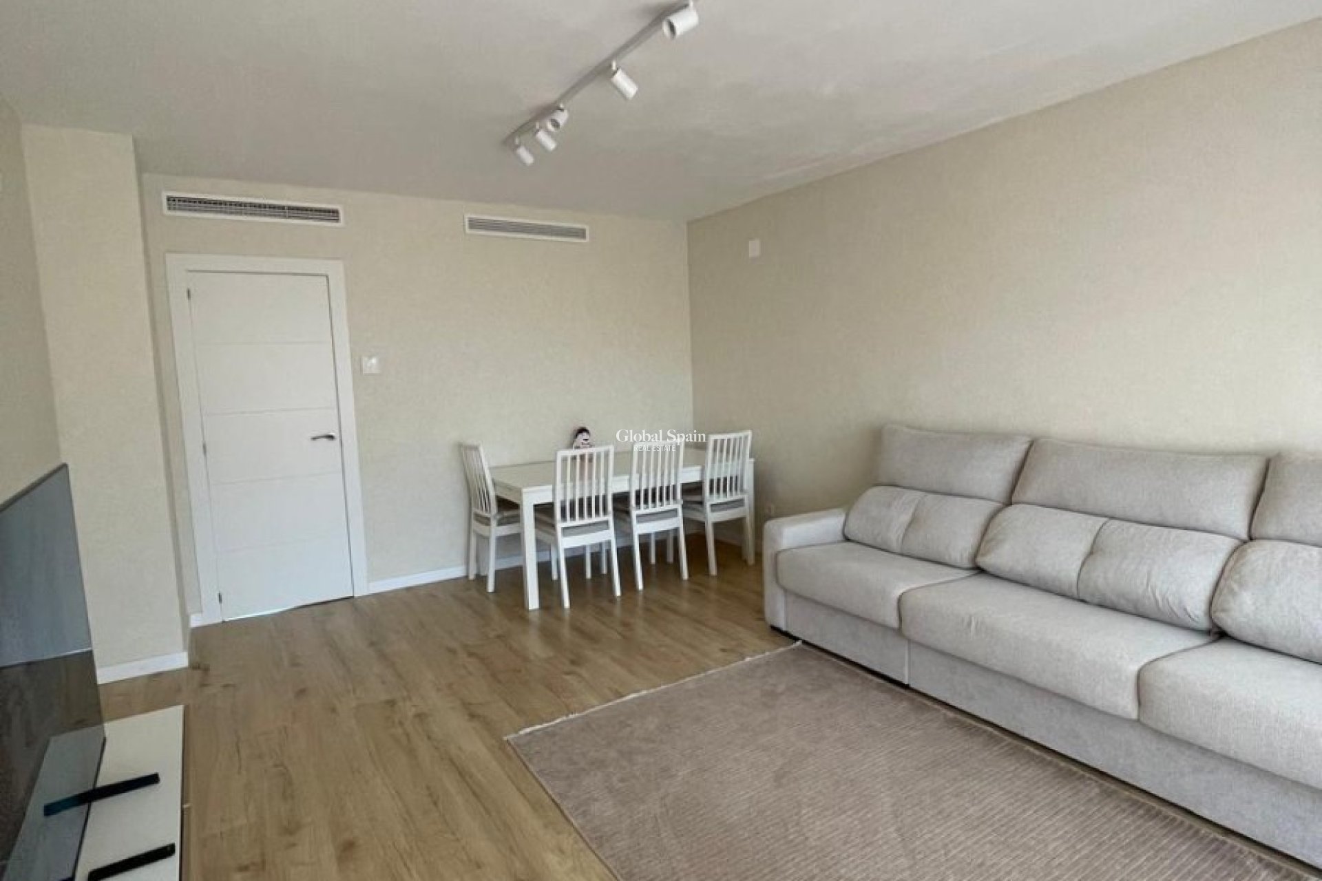 Venta - APARTAMENTO -
VILLAJOYOSA - Cala de Villajoyosa