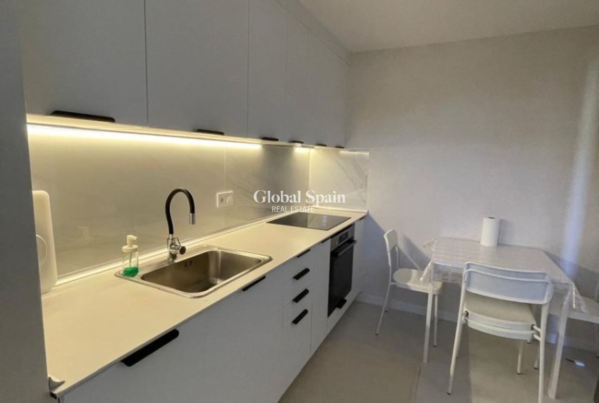 Venta - APARTAMENTO -
VILLAJOYOSA - Cala de Villajoyosa