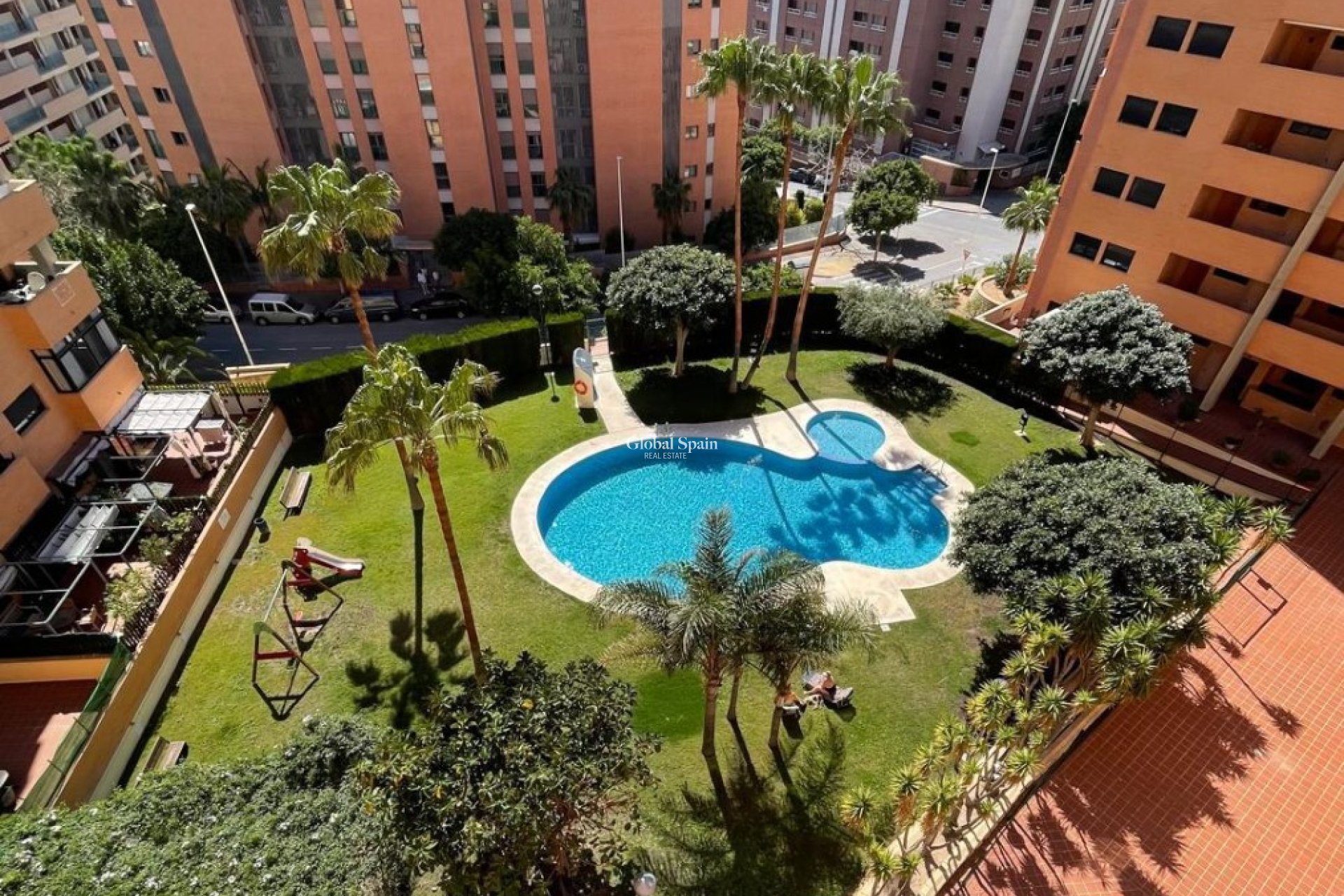 Venta - APARTAMENTO -
VILLAJOYOSA - Cala de Villajoyosa