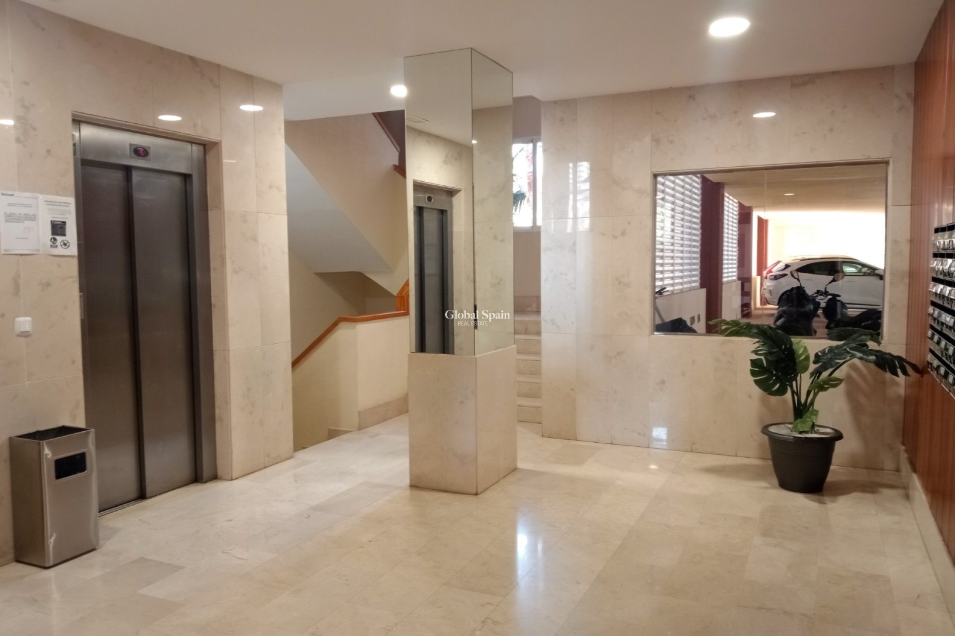 Venta - Apartamento -
VILLAJOYOSA - Cala de Villajoyosa