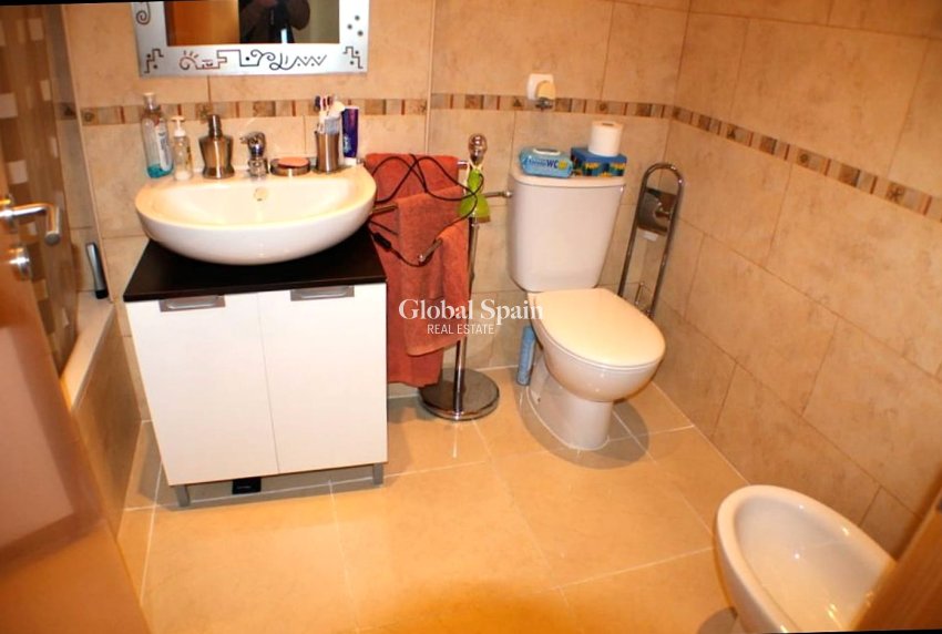 Venta - Apartamento -
VILLAJOYOSA - Cala de Villajoyosa