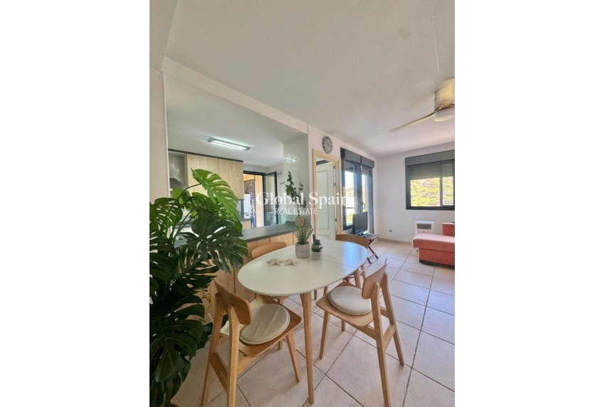 Venta - APARTAMENTO -
VILLAJOYOSA - Costa Blanca