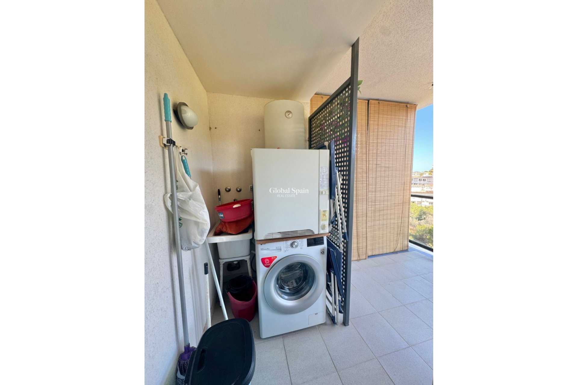 Venta - APARTAMENTO -
VILLAJOYOSA - Costa Blanca