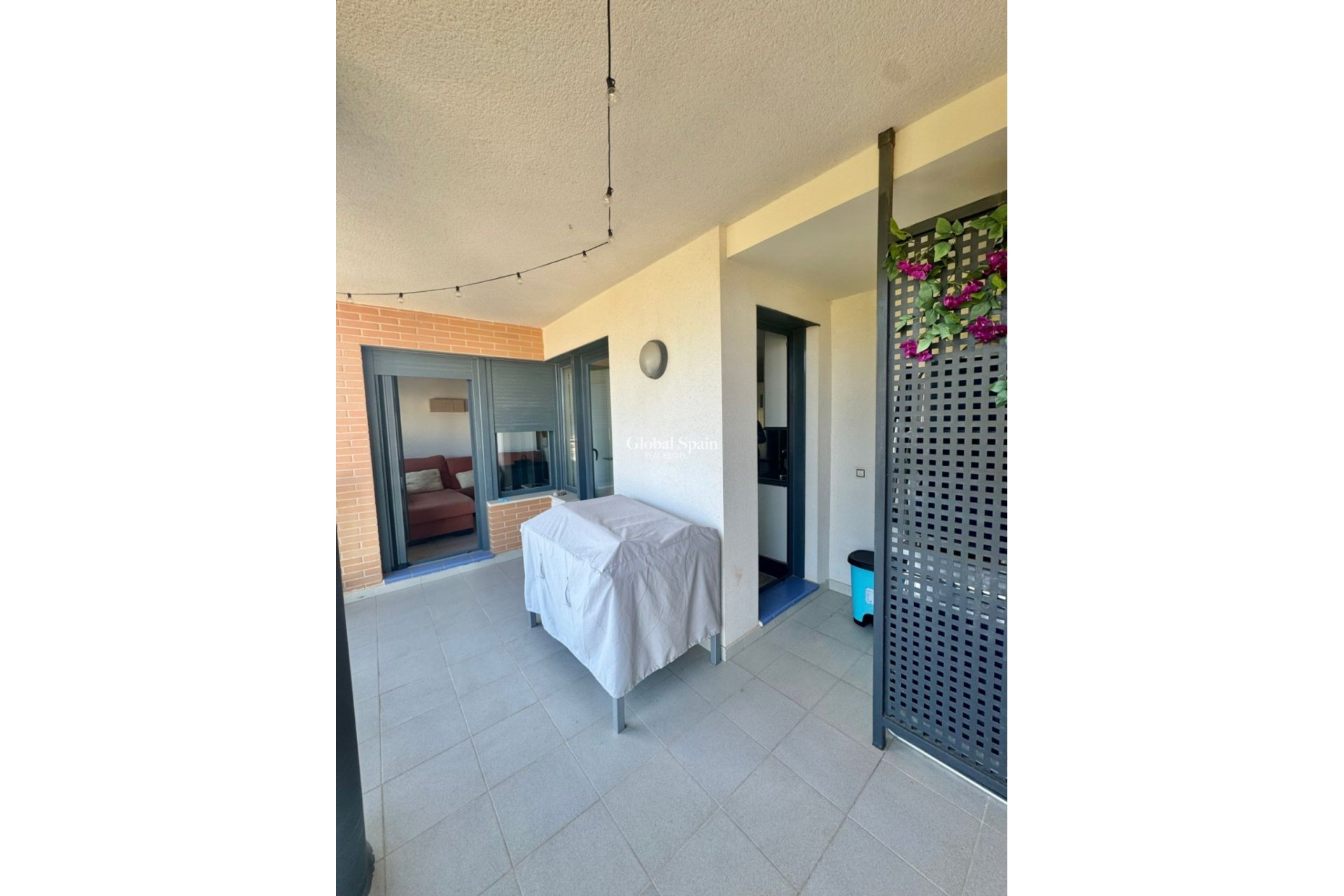Venta - APARTAMENTO -
VILLAJOYOSA - Costa Blanca