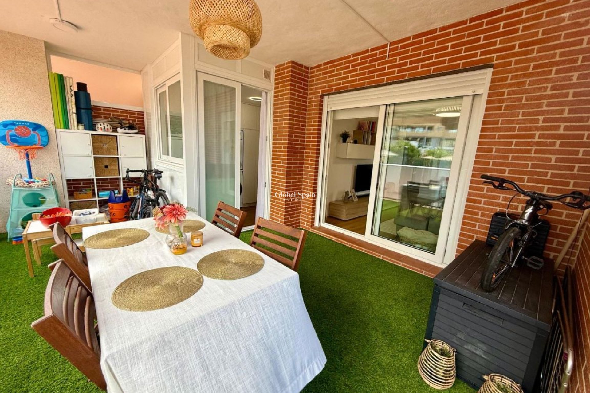 Venta - APARTAMENTO -
VILLAJOYOSA - Costa Blanca