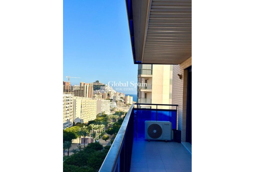 Venta - APARTAMENTO -
VILLAJOYOSA - Costa Blanca