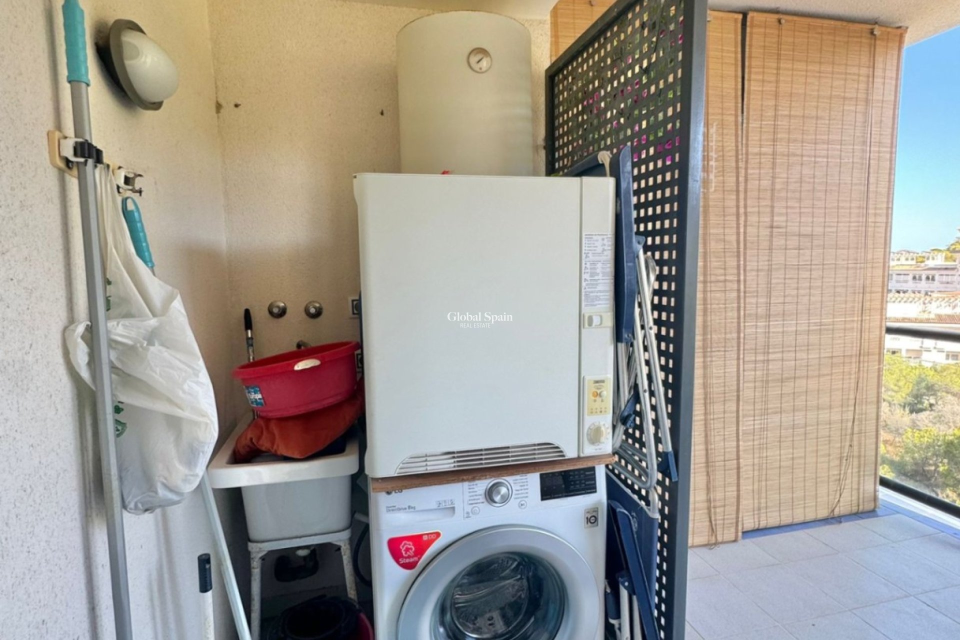 Venta - APARTAMENTO -
VILLAJOYOSA - Costa Blanca