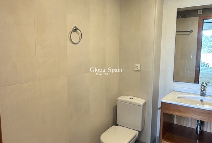 Venta - APARTAMENTO -
VILLAJOYOSA - Finestrat