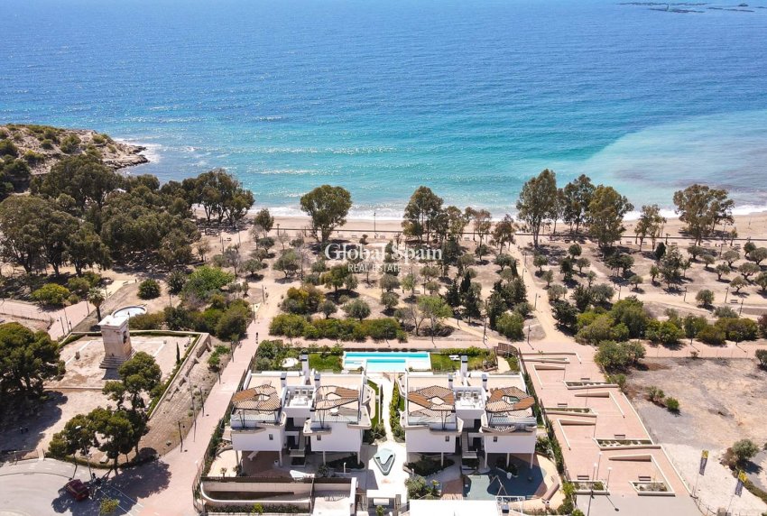 Venta - APARTAMENTO -
VILLAJOYOSA - Playas Del Torres