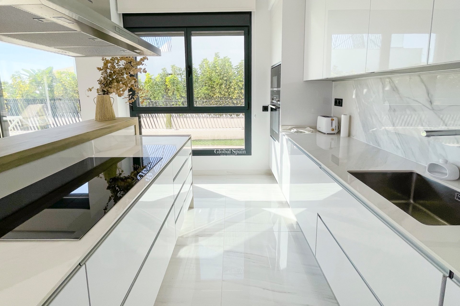 Venta - APARTAMENTO -
VILLAJOYOSA - Playas Del Torres