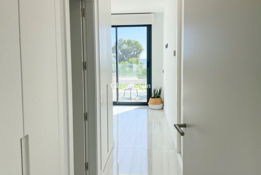 Venta - APARTAMENTO -
VILLAJOYOSA - Playas Del Torres