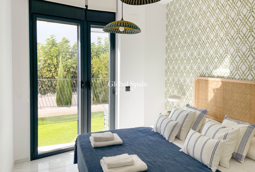 Venta - APARTAMENTO -
VILLAJOYOSA - Playas Del Torres