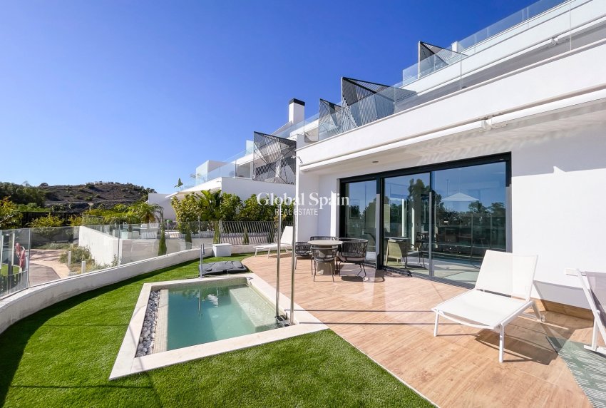 Venta - APARTAMENTO -
VILLAJOYOSA - Playas Del Torres