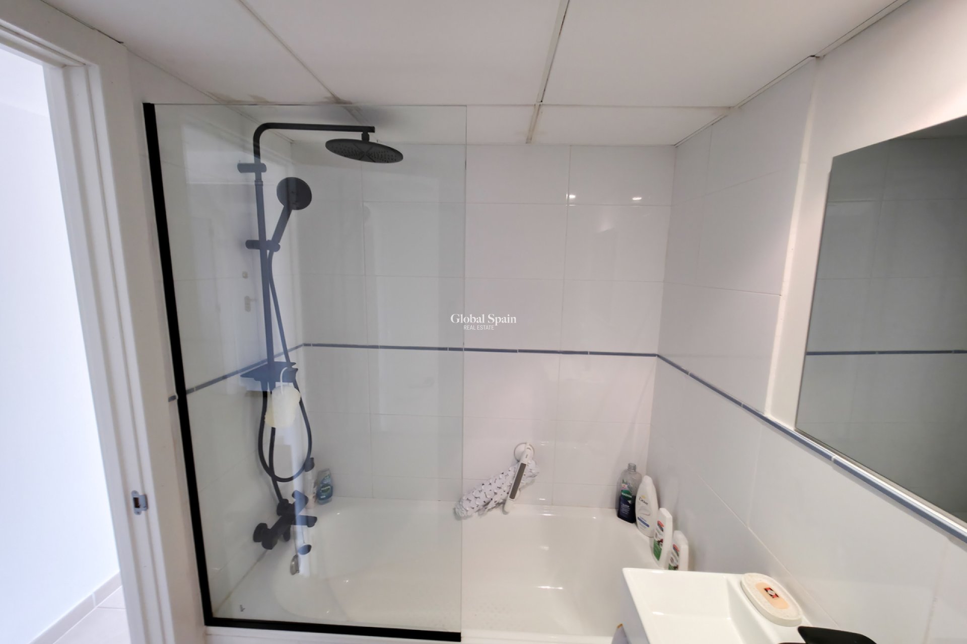 Venta - APARTAMENTO -
VILLAMARTÍN - Costa Blanca