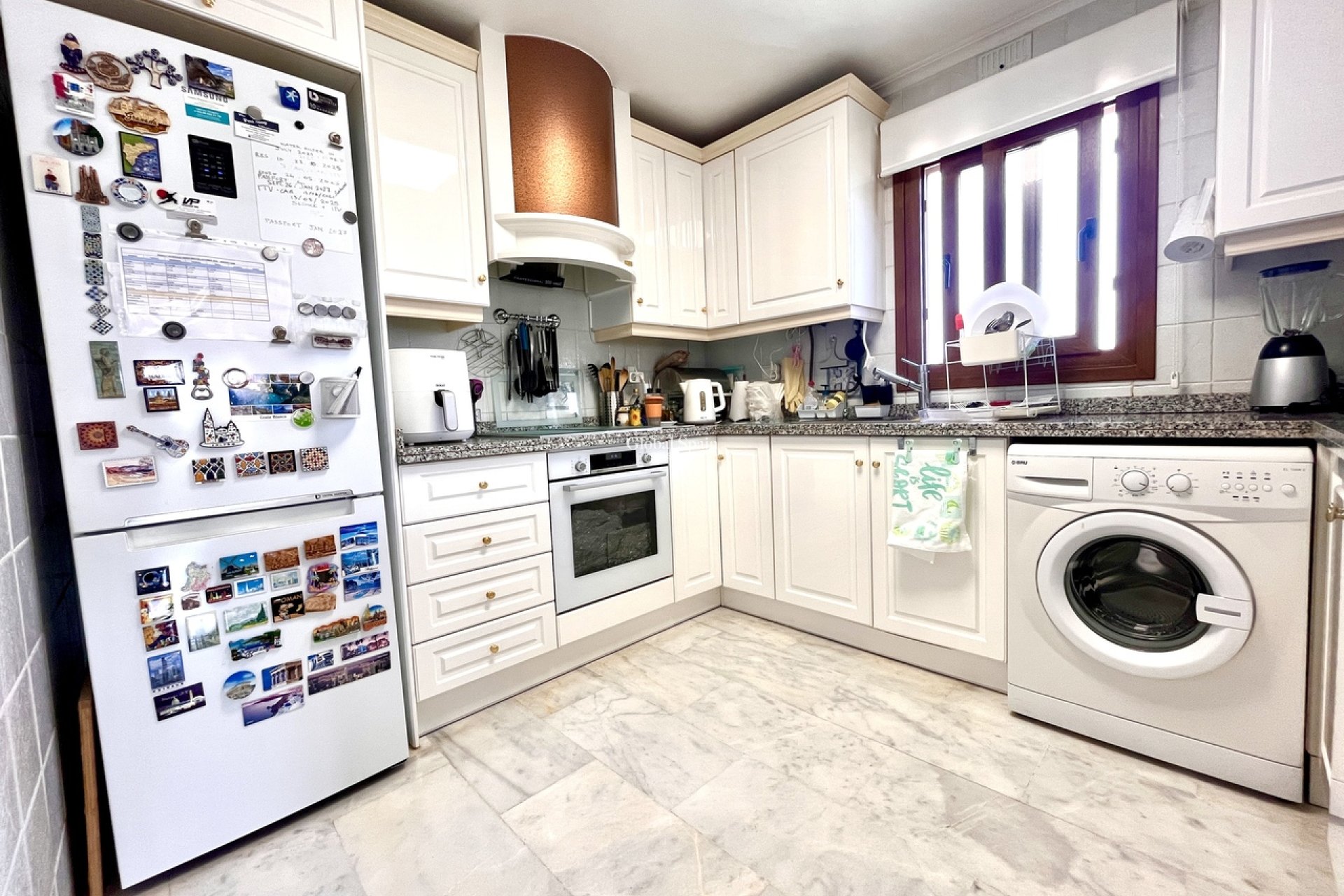 Venta - APARTAMENTO -
VILLAMARTÍN - Costa Blanca