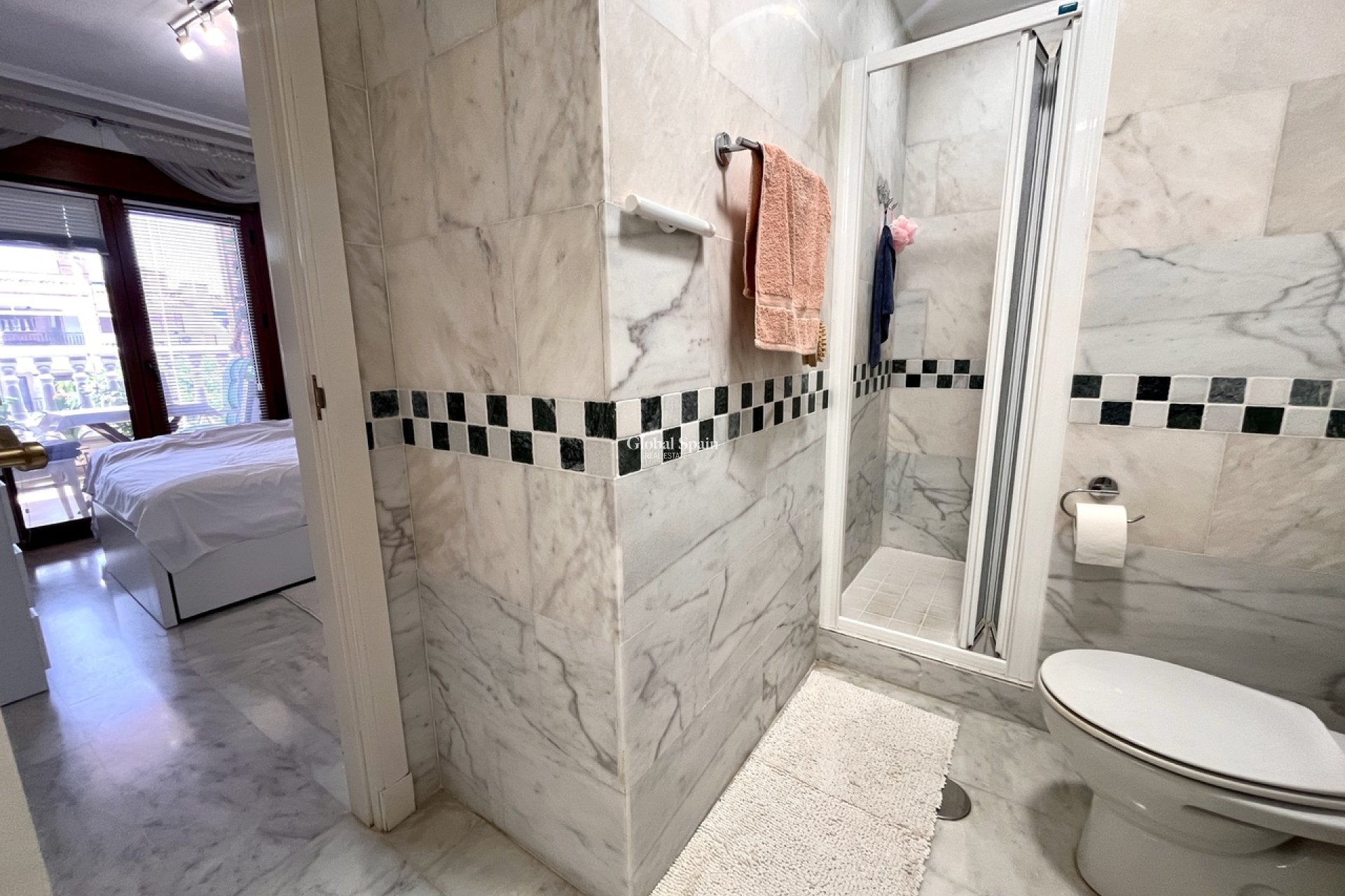 Venta - APARTAMENTO -
VILLAMARTÍN - Costa Blanca