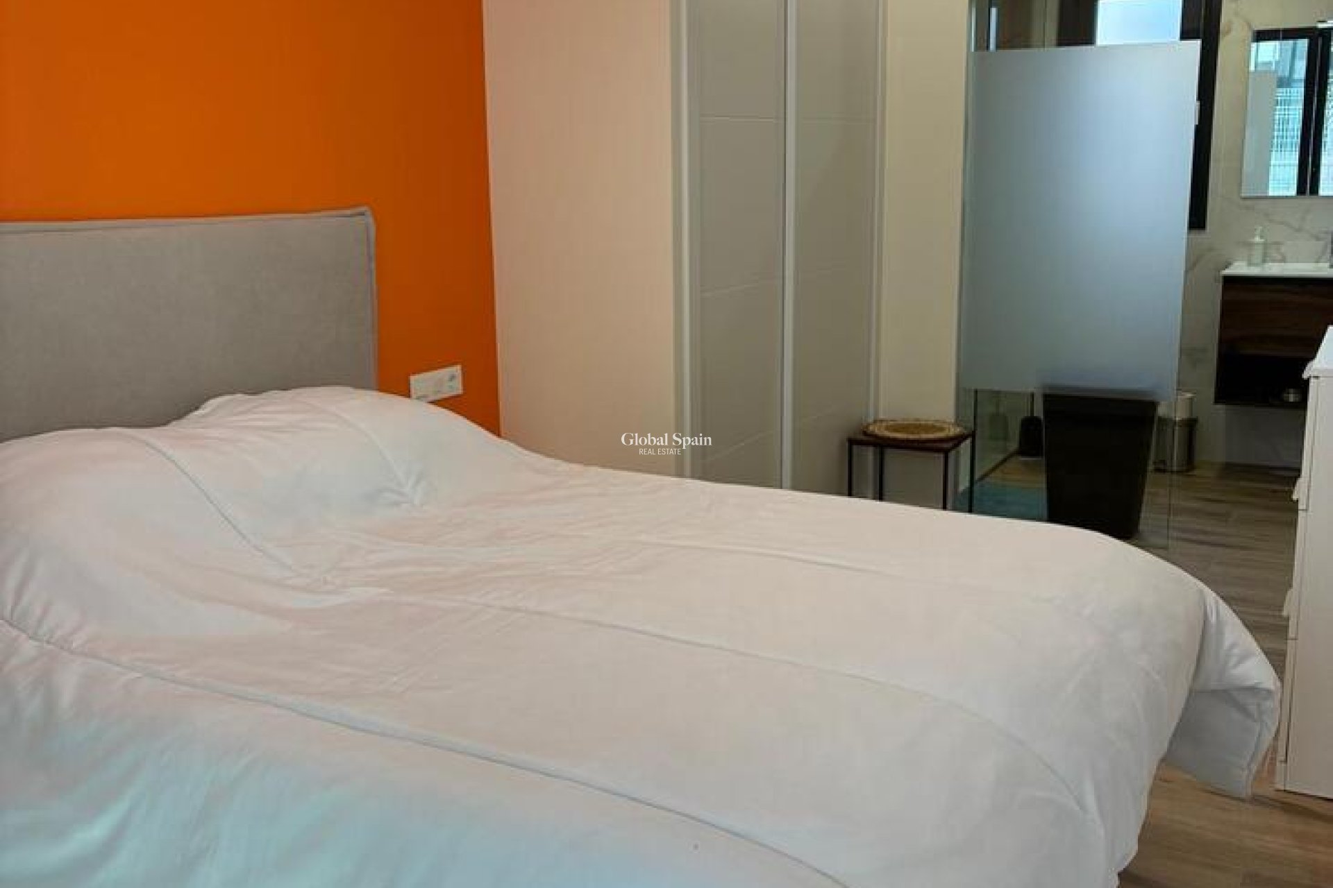 Venta - APARTAMENTO -
VILLAMARTÍN - Costa Blanca