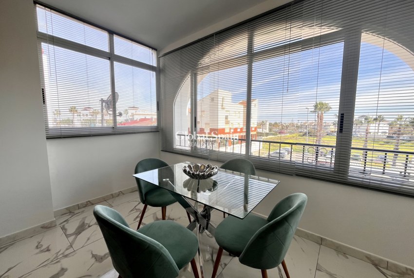 Venta - APARTAMENTO -
VILLAMARTÍN - Costa Blanca