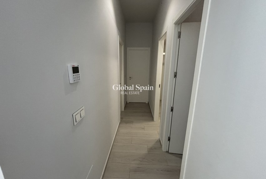 Venta - APARTAMENTO -
VILLAMARTÍN - Costa Blanca