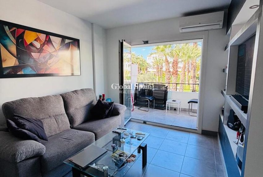 Venta - APARTAMENTO -
VILLAMARTÍN - Costa Blanca