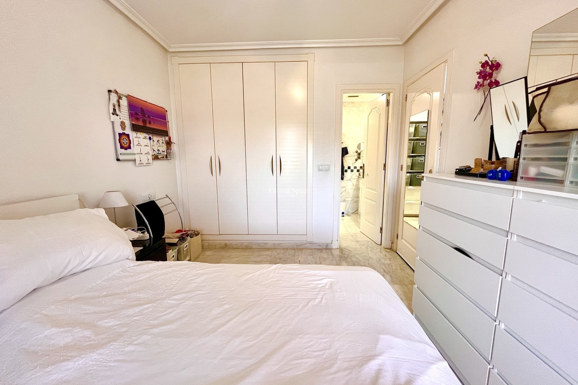 Venta - APARTAMENTO -
VILLAMARTÍN - Costa Blanca