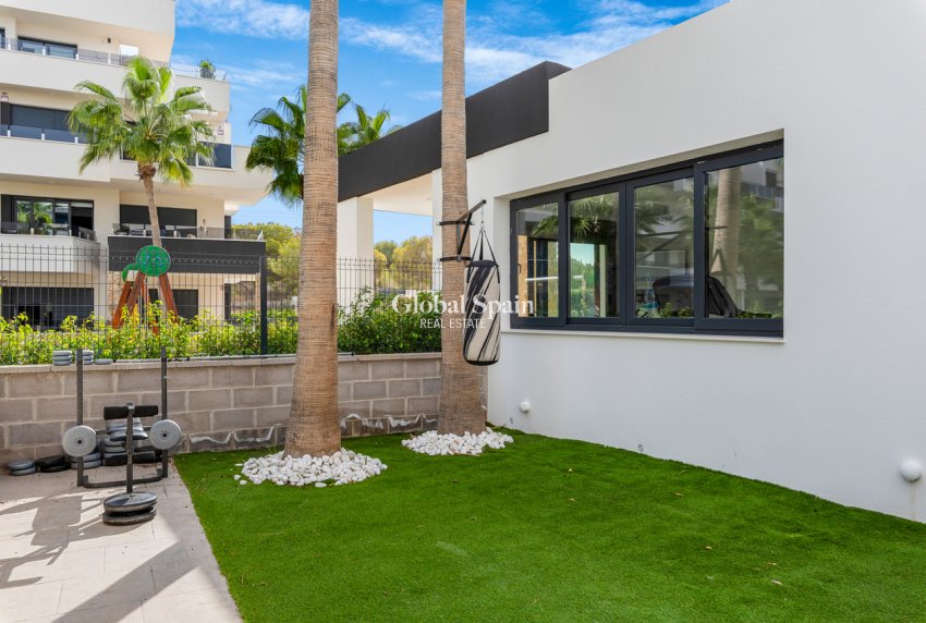 Venta - APARTAMENTO -
VILLAMARTÍN - Costa Blanca