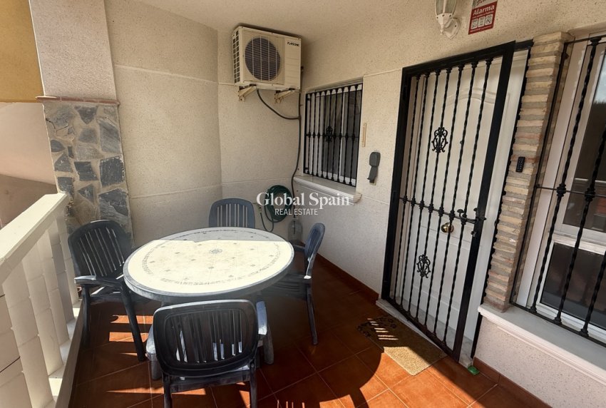 Venta - APARTAMENTO -
VILLAMARTÍN - Costa Blanca