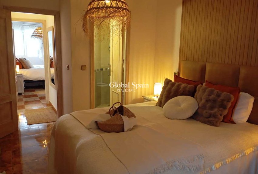 Venta - APARTAMENTO -
VILLAMARTÍN - Costa Blanca