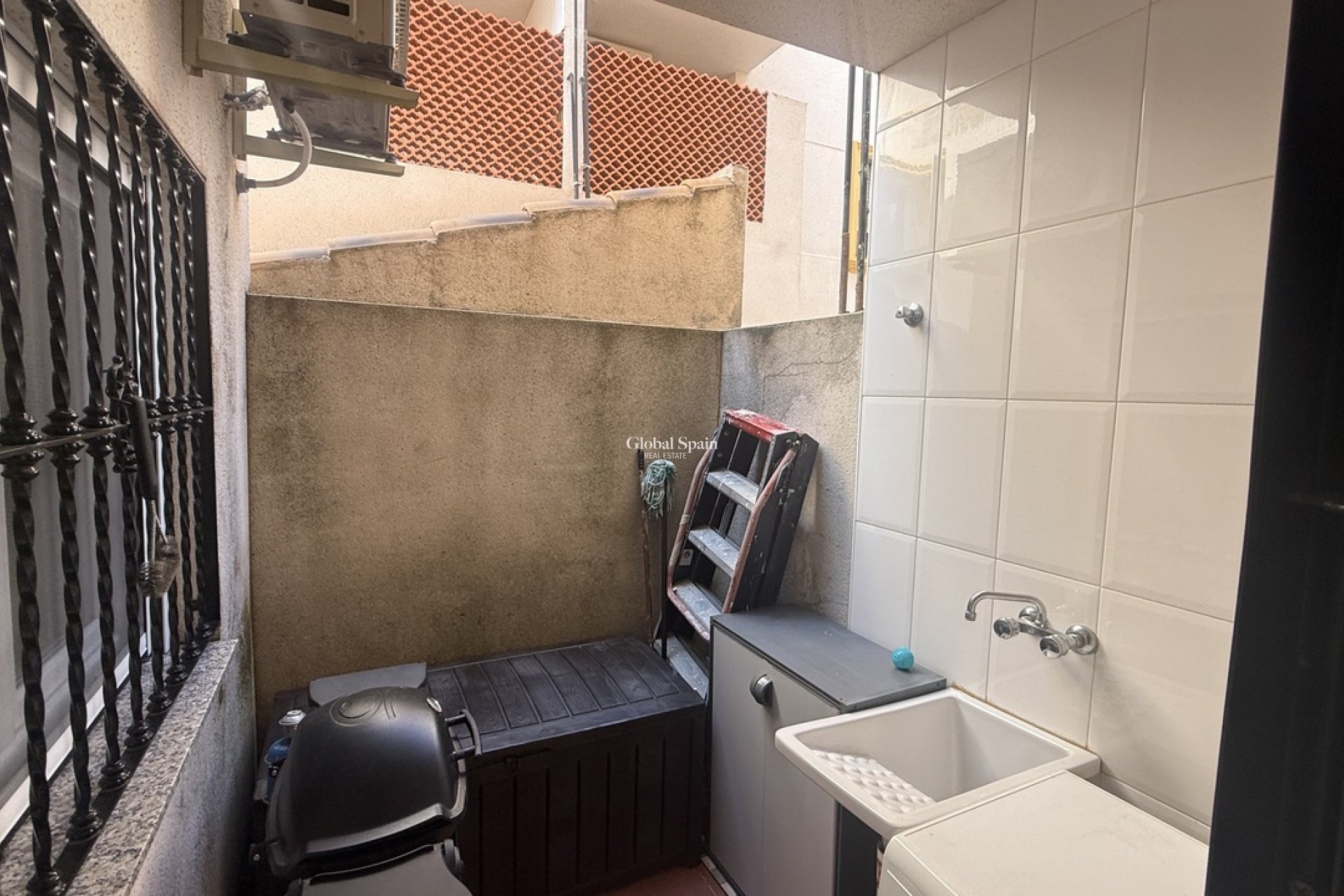 Venta - APARTAMENTO -
VILLAMARTÍN - Costa Blanca