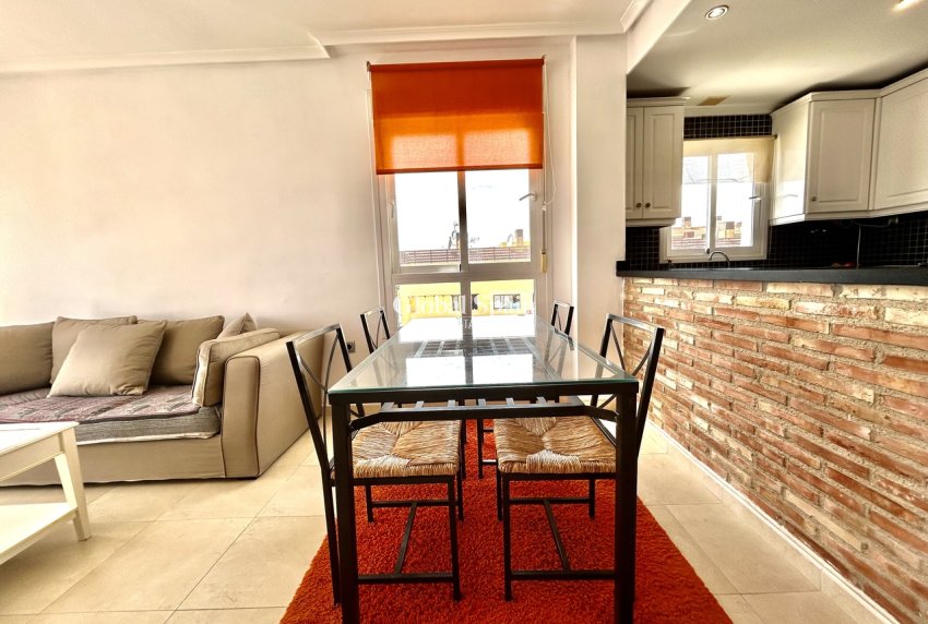 Venta - APARTAMENTO -
VILLAMARTÍN - Costa Blanca