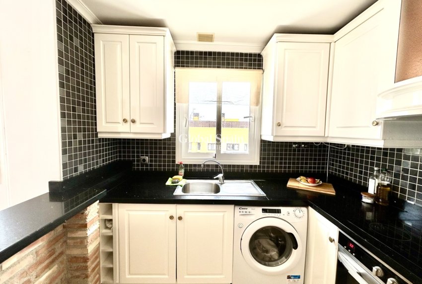 Venta - APARTAMENTO -
VILLAMARTÍN - Costa Blanca