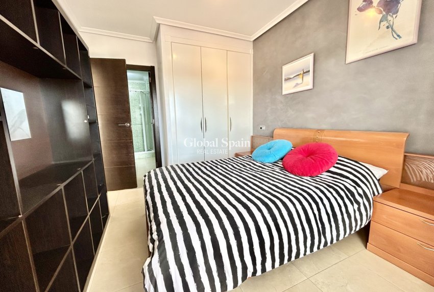 Venta - APARTAMENTO -
VILLAMARTÍN - Costa Blanca