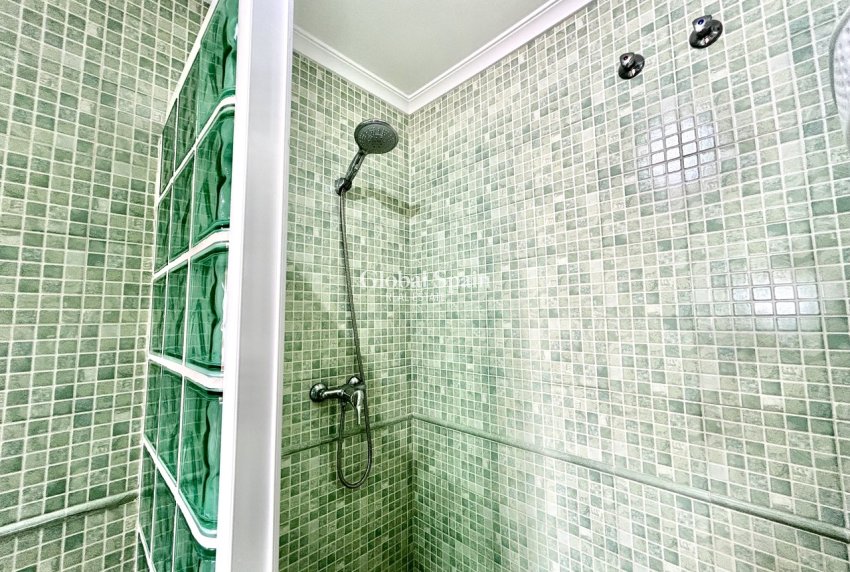 Venta - APARTAMENTO -
VILLAMARTÍN - Costa Blanca