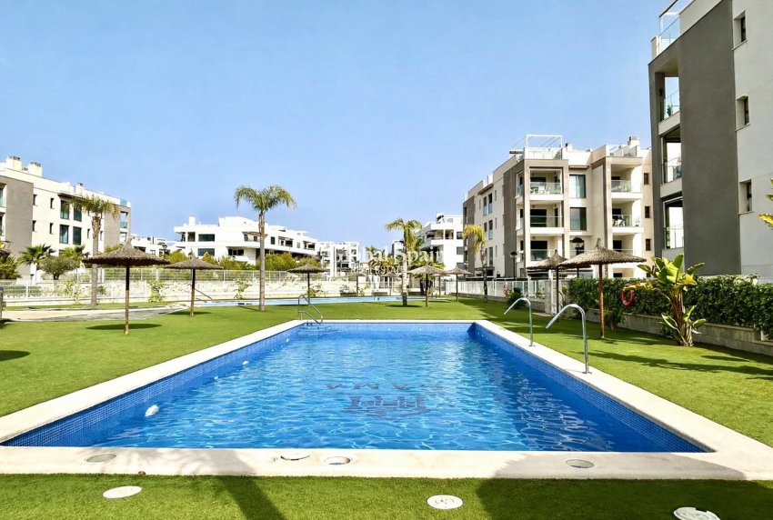 Venta - APARTAMENTO -
VILLAMARTÍN - Costa Blanca