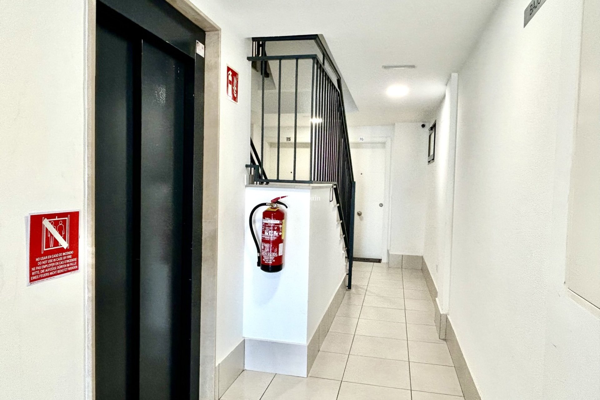 Venta - APARTAMENTO -
VILLAMARTÍN - Costa Blanca